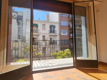 Departamento de 4 ambientes en Venta en Villa crespo