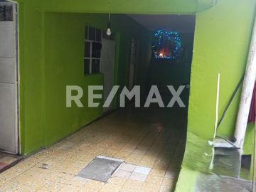 CASA EN VENTA EN LOMAS DE CASA BLANCA - (3)