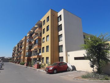 VENTA  AMPLIO DEPARTAMENTO 3 DORMITORIOS 1 BAÑO
