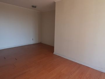 VENTA  AMPLIO DEPARTAMENTO 3 DORMITORIOS 1 BAÑO