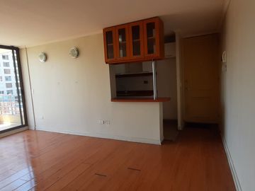 VENTA  AMPLIO DEPARTAMENTO 3 DORMITORIOS 1 BAÑO