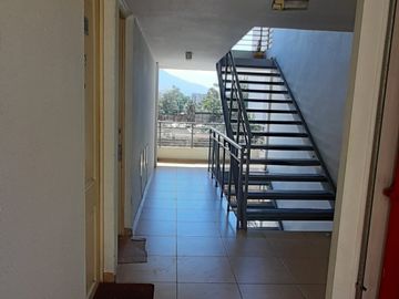 VENTA  AMPLIO DEPARTAMENTO 3 DORMITORIOS 1 BAÑO