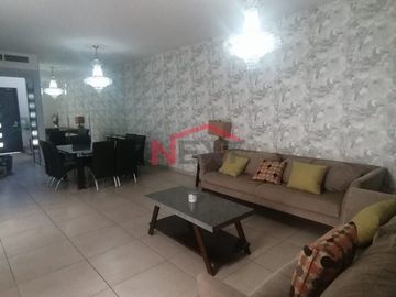 CASA EN VENTA EN FIRENZE RESIDENCIAL