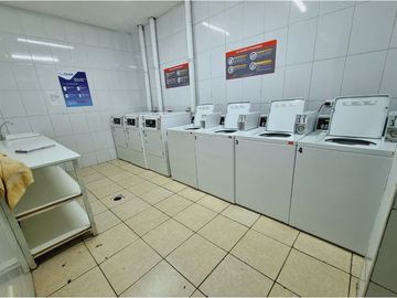 Venta Depto Amoblado