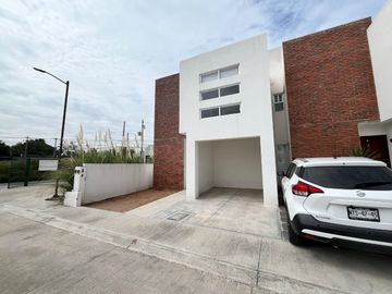 Casa en Venta en San Juan del Río, Querétaro.