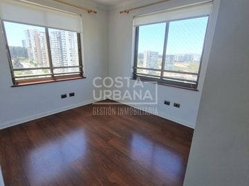 Iluminado departamento en Bosques de Montemar