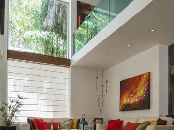 Hermosa Casa con Alberca en Residencial las Parotas, Colima
