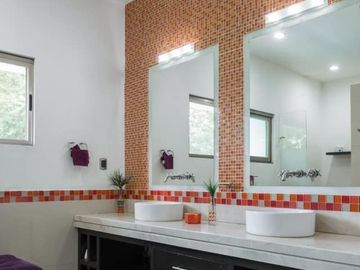 Hermosa Casa con Alberca en Residencial las Parotas, Colima