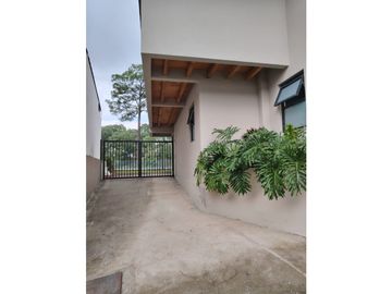 Casa en venta dentro de residencial en Avándaro Valle de Bravo