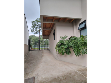 Casa en venta dentro de residencial en Avándaro Valle de Bravo