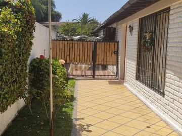 Casa en venta en MACUL