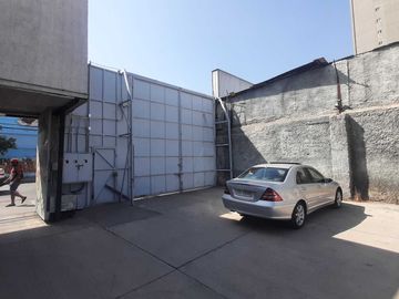 Local comercial en venta en SANTIAGO