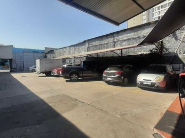 Local comercial en venta en SANTIAGO