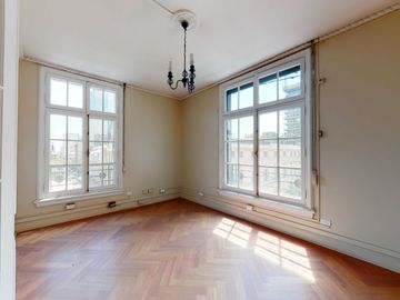 Oficina en venta en SANTIAGO