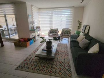 Casa en venta en PEÑALOLÉN