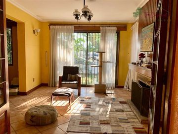 Casa en Venta en Metro Rodrigo de Araya - Vicuña Mackenna