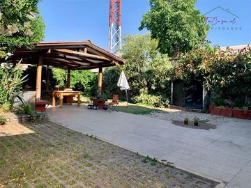 Casa en Venta en Metro Rodrigo de Araya - Vicuña Mackenna