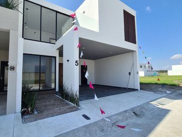 Casa en VENTA en Punto lomas