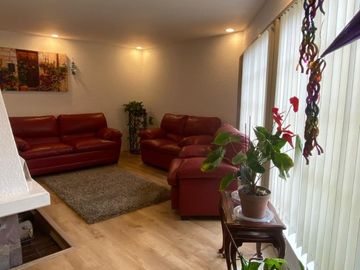 Elegancia y Confort en el Corazón de Metepec