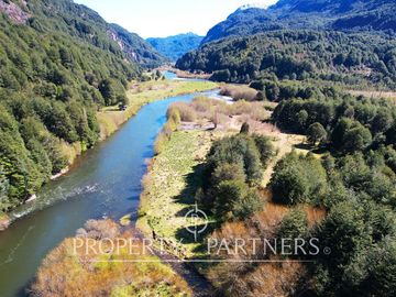 Patagonia, Espectaculares 10ha rio Simpson