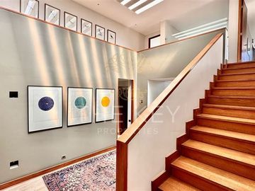 Casa en Venta en Manquehue Oriente - Aguas Claras