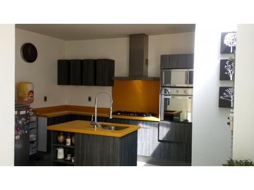Casa Sola en Venta en Cacalomacán