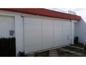 Casa Sola en Venta en Cacalomacán