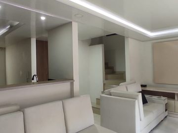 VENTA DE CASA EN UNIDAD RESIDENCIAL TURPIAL,ESQUINERA