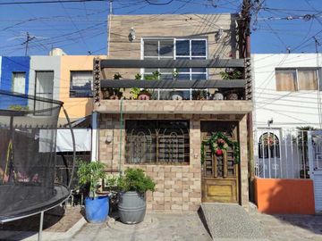 Casa en Venta Satélite, Querétaro
