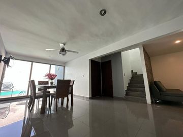 Casa en Venta en Paraíso Maya zona Altabrisa en Mérida Yucatán.