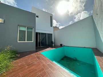 Casa en Venta en Paraíso Maya zona Altabrisa en Mérida Yucatán.