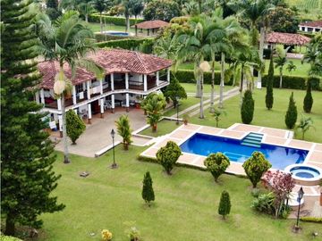 Se Vende Chalet Condominio Campestre Vía Al Eden Armenia