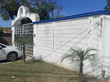 Casa en Col. Loma Bonita (ejidal)