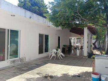 Casa en Col. Loma Bonita (ejidal)