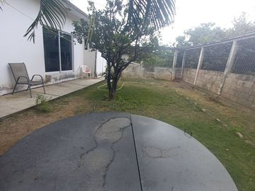 Casa en Col. Loma Bonita (ejidal)