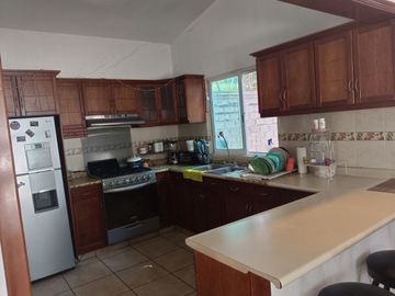Casa en Col. Loma Bonita (ejidal)