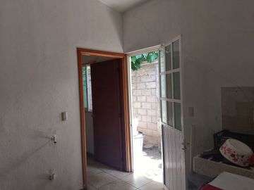 Casa en Col. Loma Bonita (ejidal)