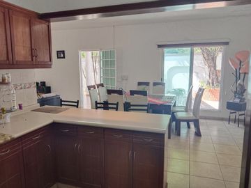 Casa en Col. Loma Bonita (ejidal)
