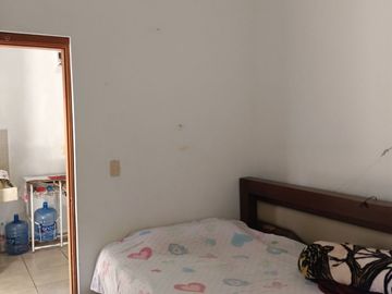 Casa en Col. Loma Bonita (ejidal)