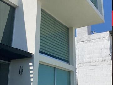 Casa en Venta en Cumbres Del Lago, Juriquilla, Querétaro.GPS