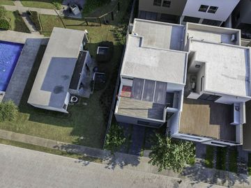 Casa  en venta en coto Abeto , Parques Vallarta , Zapopan  ,Jal