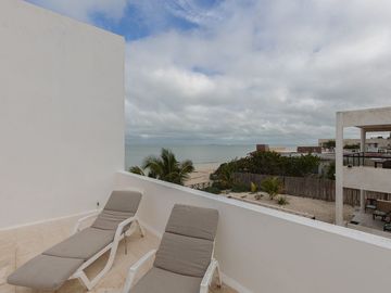 Casa en venta en Primera Fila en Chelem - HI2411335