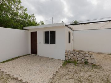 Casa en venta en Primera Fila en Chelem - HI2411335