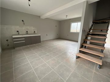 VENDE DUPLEX A ESTRENAR DORREGO