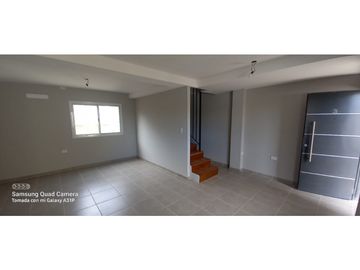 VENDE DUPLEX A ESTRENAR DORREGO