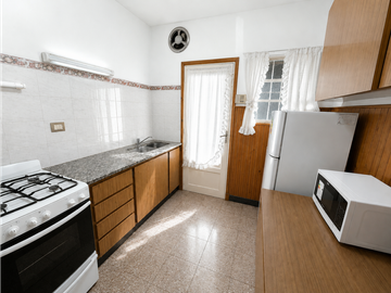 VENTA PH (3) AMB. CON PATIO, LAVADERO Y GARAGE - VILLA LOURDES