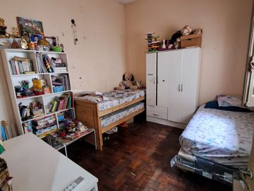 Casa PH en venta en Lanus Oeste