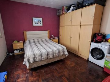 Casa PH en venta en Lanus Oeste