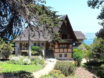 Casa en Venta en Frente a la playa de Zapallar