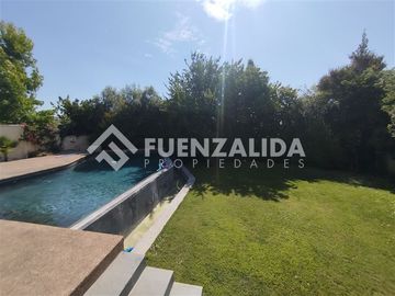 Casa en Venta en Macul Alto/Camino del paisaje